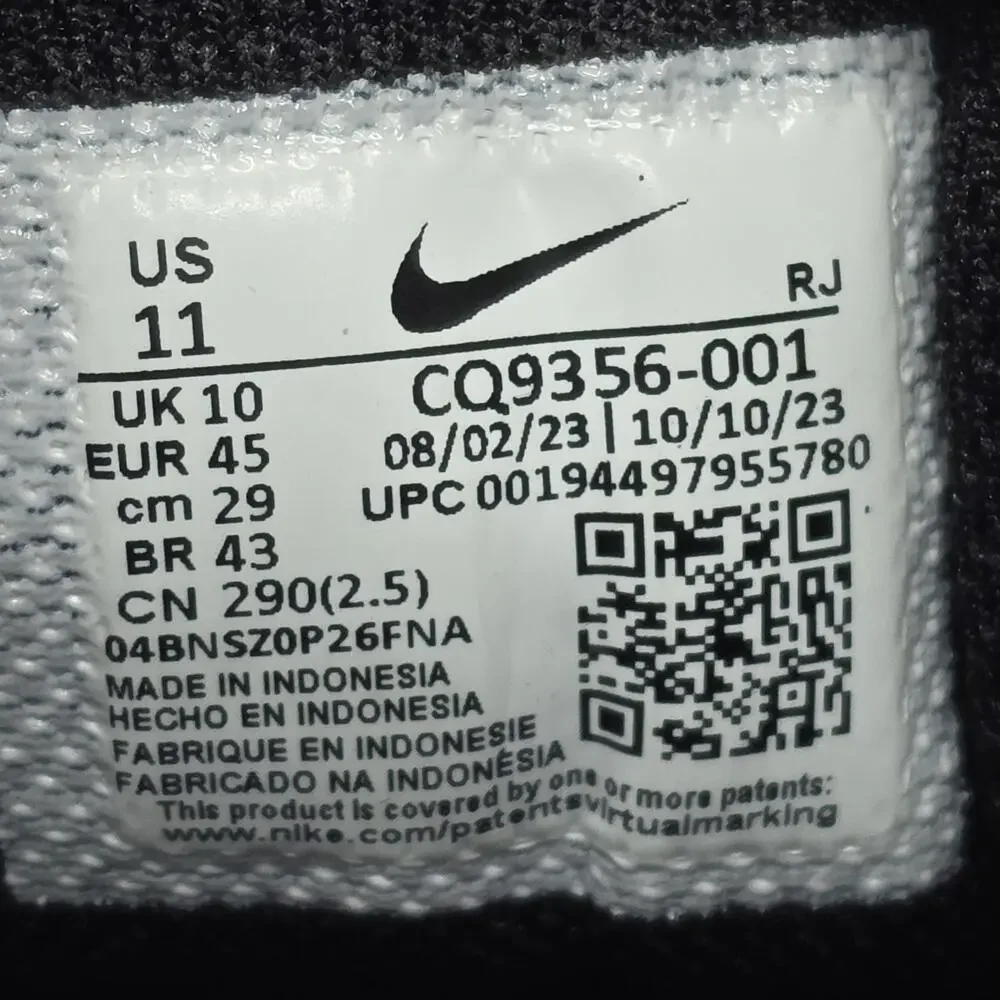 Nike Legend Essential 2 Black White Men Size 11 CQ9356-001